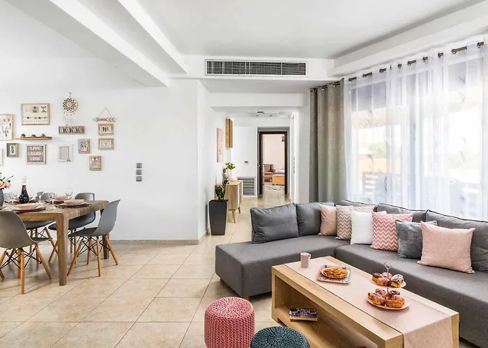 Ifigeneia Villa *